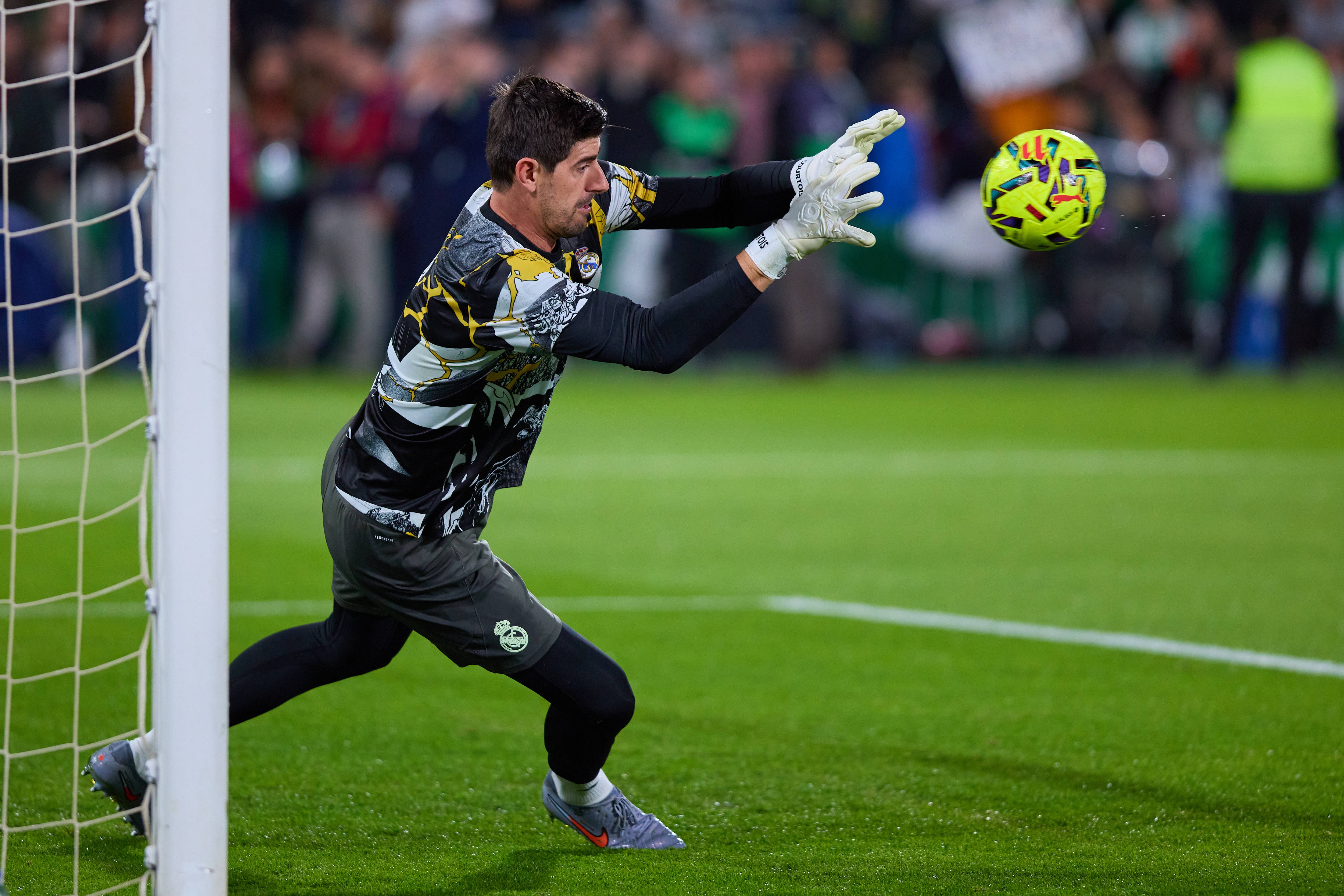 yl23455永利官网-库尔图瓦取得西甲第150场零封,共出战332场比赛+零封场次超45%