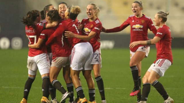 Manchester-United-Women-WSL-scaled-e1604870828885-1024x683.jpg