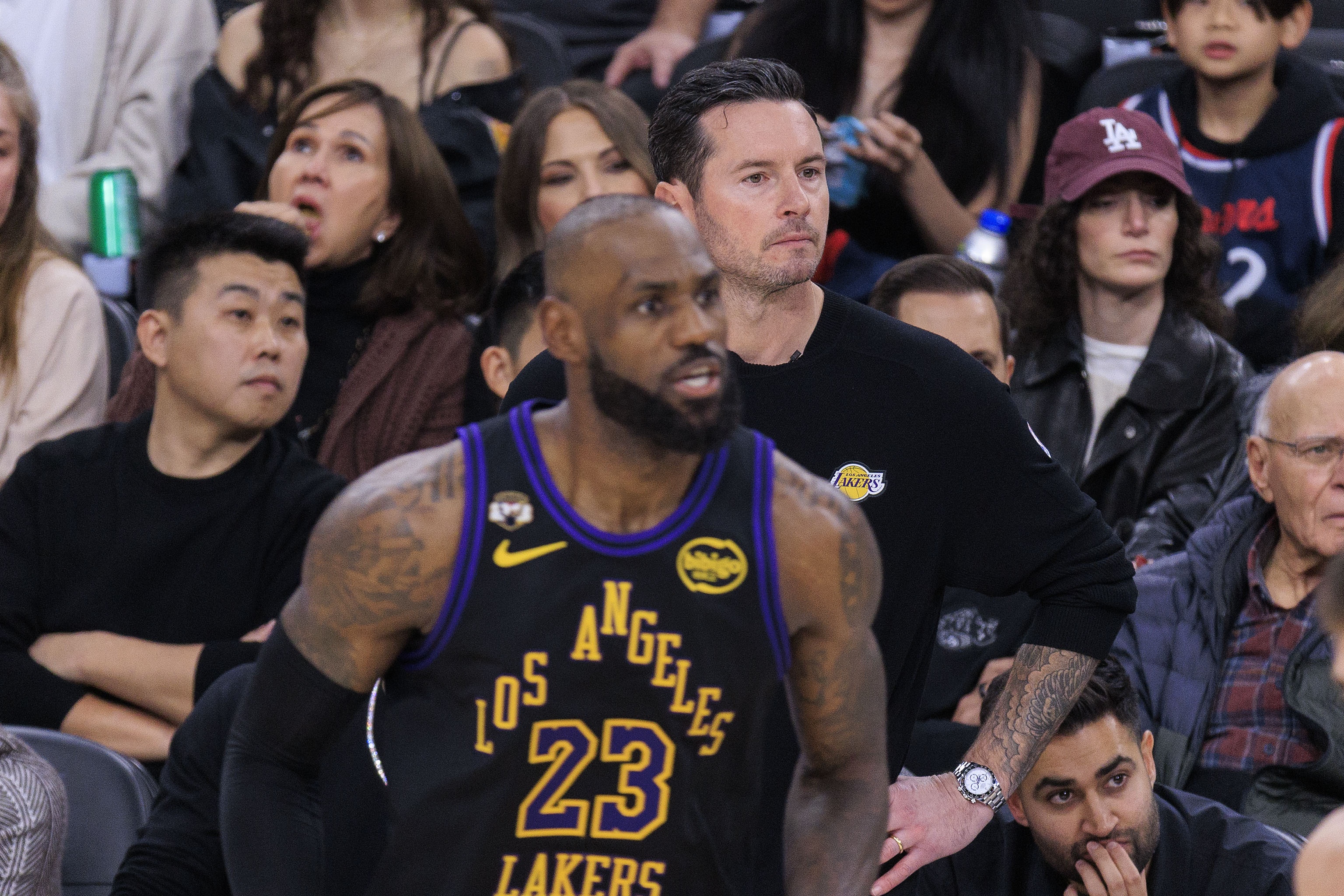 yl23455永利官网-雷迪克:每个人都为赢球做出了贡献 而勒布朗起到了引领作用